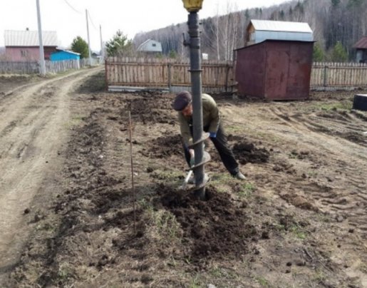 Бурение ям и отверстий в грунте - услуги бурояма и бензобура стоимость услуг и где заказать - Курск